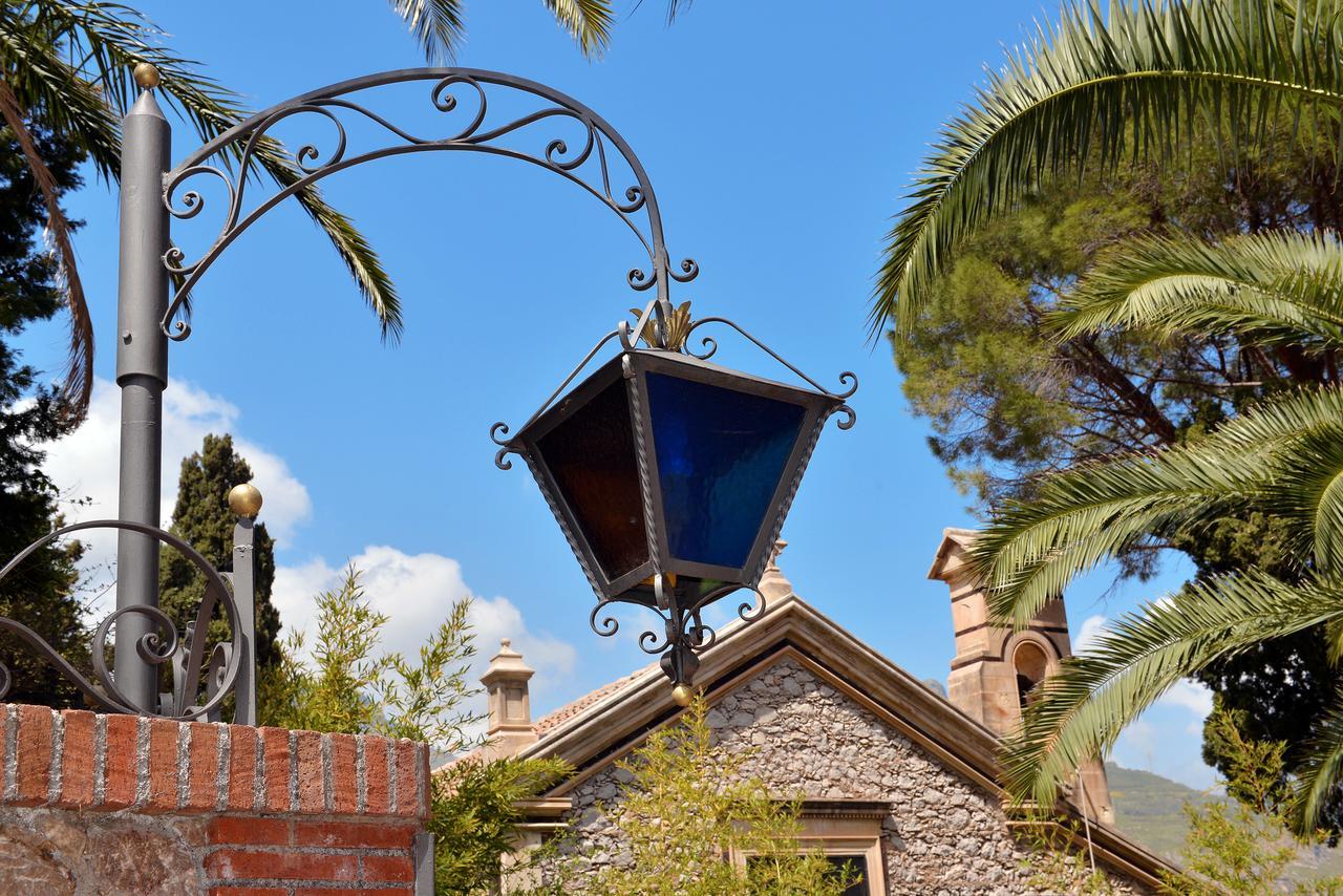 Hotel "La Pensione Svizzera" Taormina Exterior photo